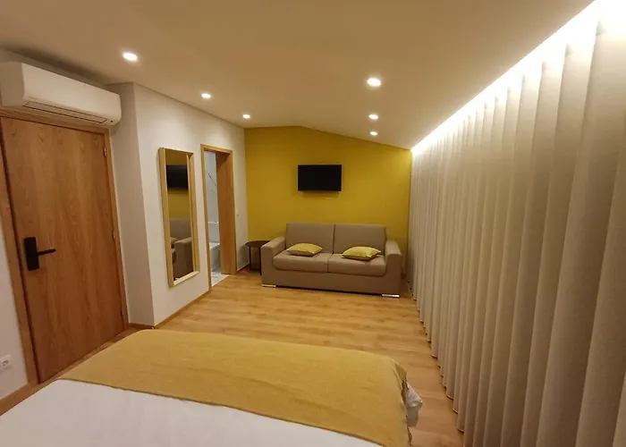 Oporto Guest house 3*